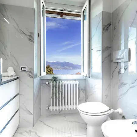 Rifugio Del - E Vista A Stresa! * ストレーザ